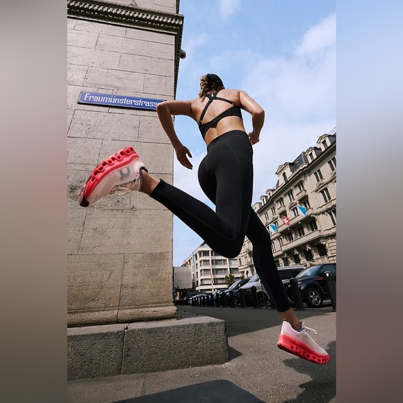 NEW Free People FP Movement x On Cloudmonster Sneakers Size 7.5🌸 - Picture 10 of 16